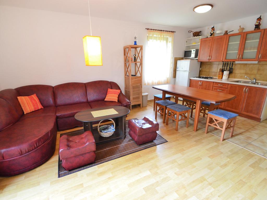 Holiday Home Coprnicka Hisa Skrad ภายนอก รูปภาพ