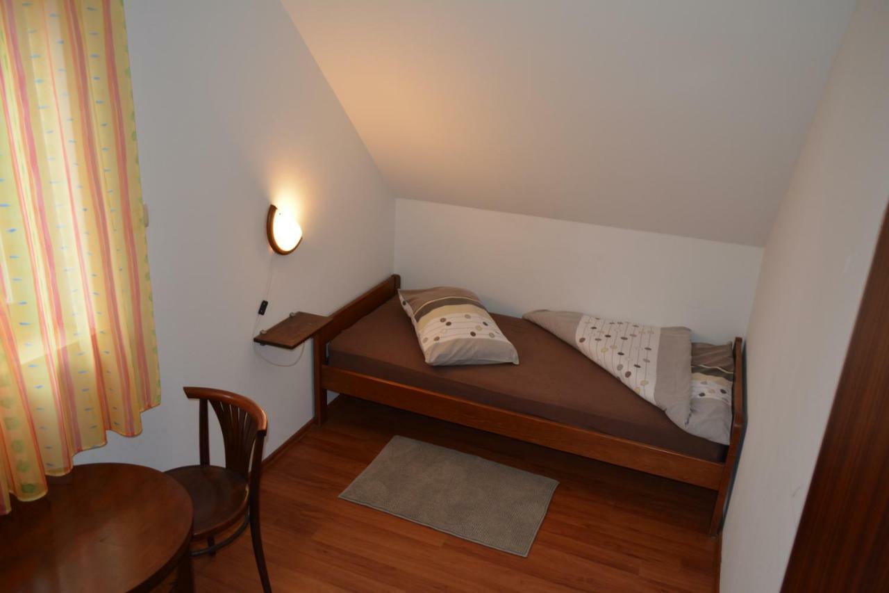 Holiday Home Coprnicka Hisa Skrad ภายนอก รูปภาพ